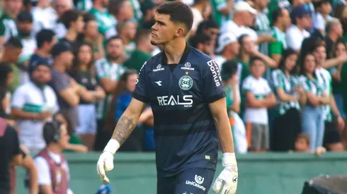 Pedro Morisco, goleiro do Coritiba