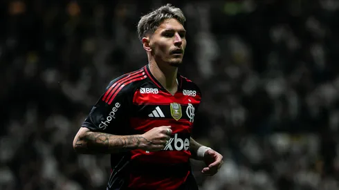  Varela jogador do Flamengo durante partida contra o Atletico-MG no estadio Arena MRV pelo campeonato Copa Do Brasil 2025. Foto: Fernando Moreno/AGIF

