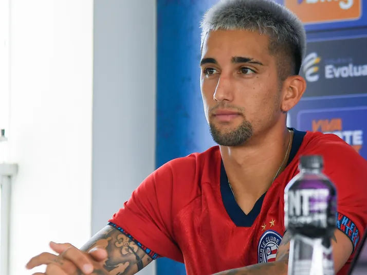 Kike Olivera exalta elenco do Bahia em empate contra Fluminense