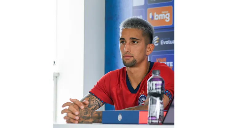 Kike Oliveira jogador do Bahia durante em coletiva de imprensa realizada no CT do Bahia, na cidade de Dias Davila, Bahia. Foto: Jhony Pinho/AGIF