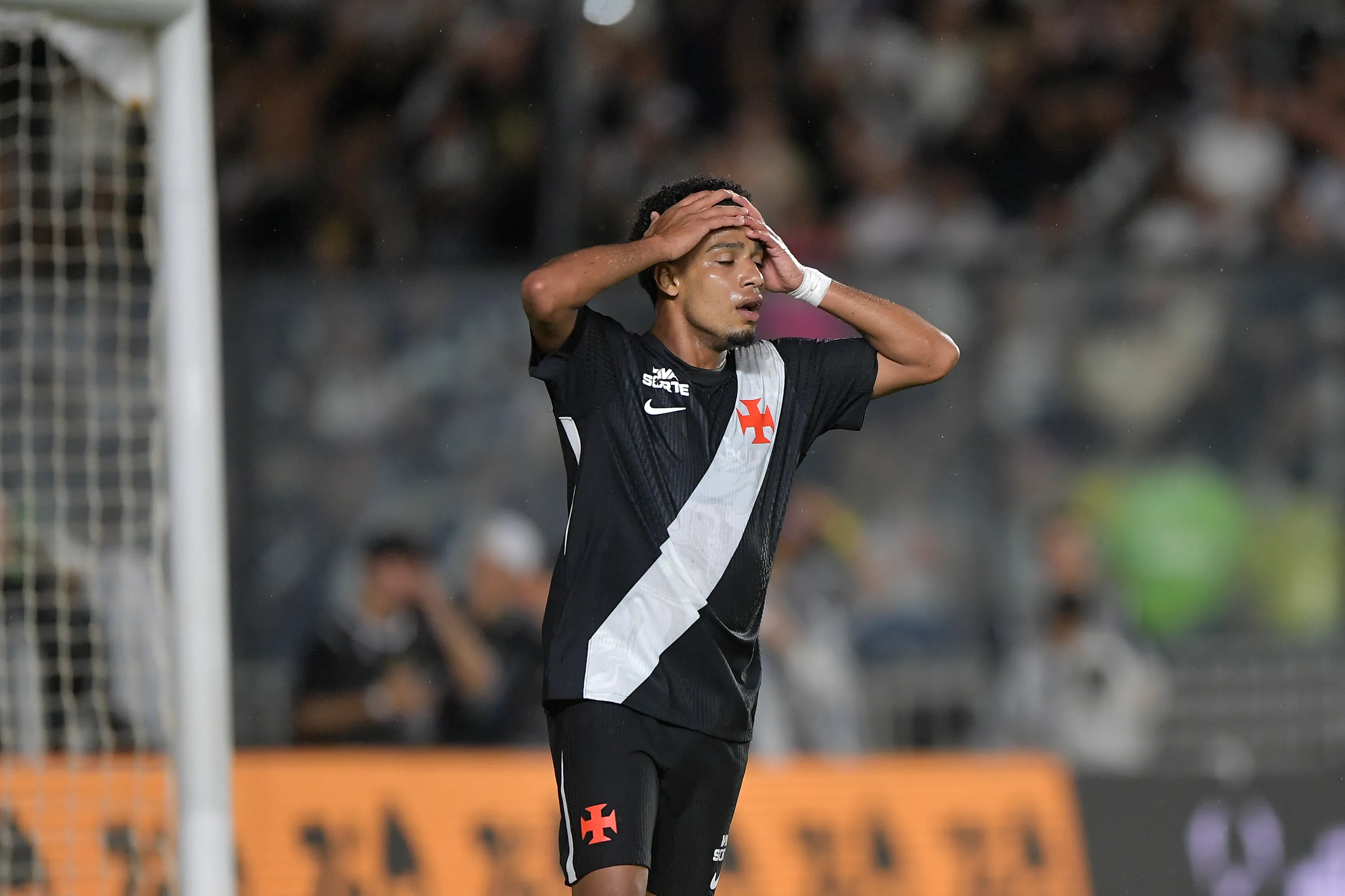 RJ – RIO DE JANEIRO – 05/02/2026 – BRASILEIRO A 2026, VASCO X CHAPECOENSE – Brenner jogador do Vasco durante partida contra o Chapecoense no estadio Sao Januario pelo campeonato Brasileiro A 2026. Foto: Thiago Ribeiro/AGIF