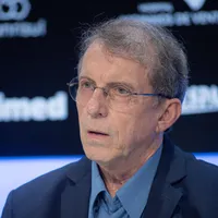 Grêmio coloca contratação de lateral-direito como prioridade no mercado