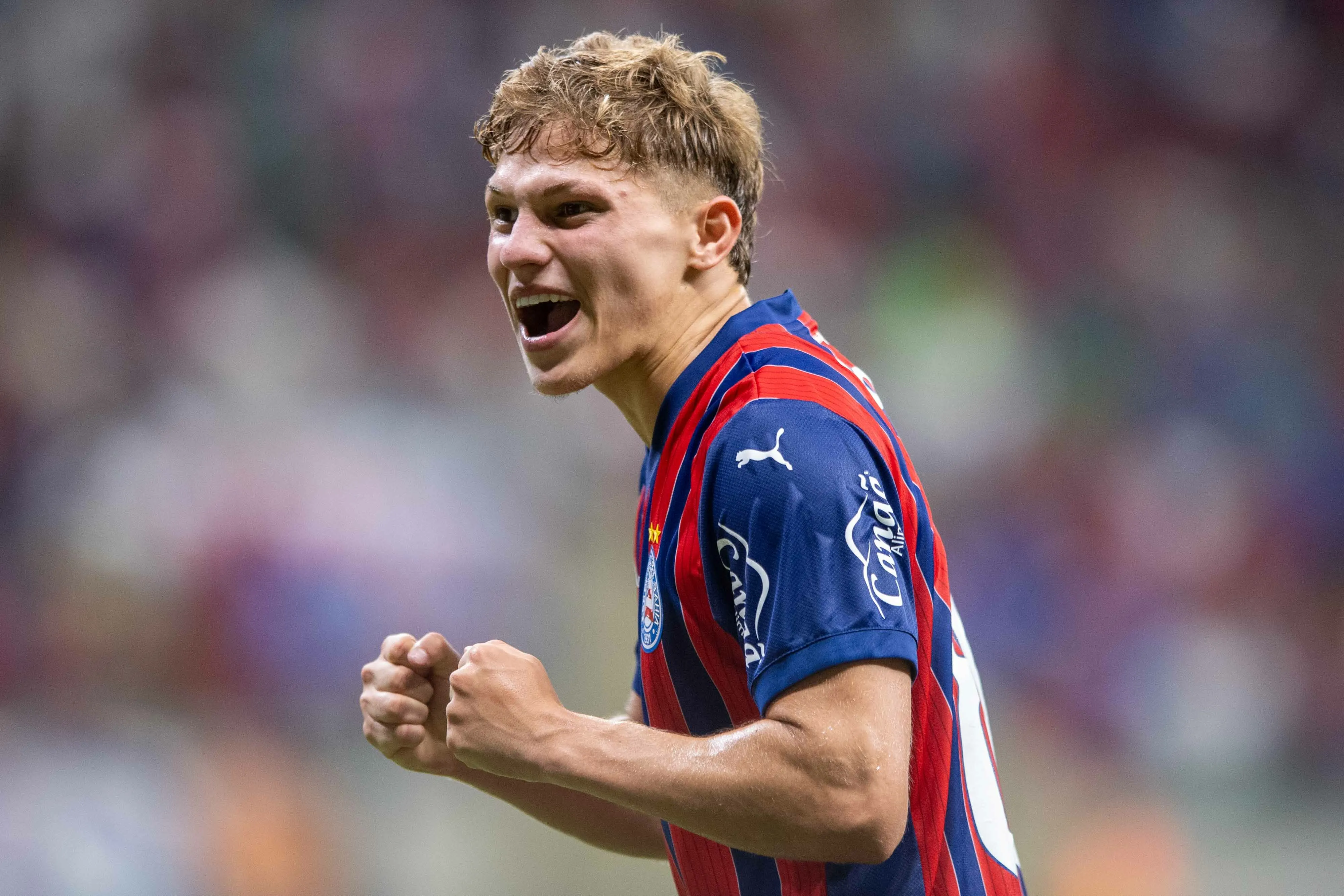 Dell comemora gol durante partida contra o Porto no Campeonato Baiano de 2026. Foto: Jhony Pinho/AGIF