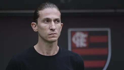 Filipe Luís, técnico do Flamengo. Foto: Mateus Bonomi/AGIF