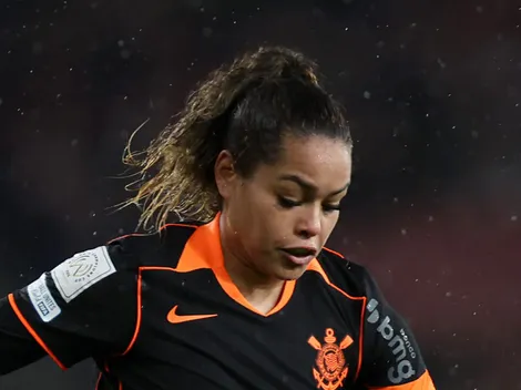 Atacante do Corinthians crítica torcida única na Supercopa do Brasil Feminina