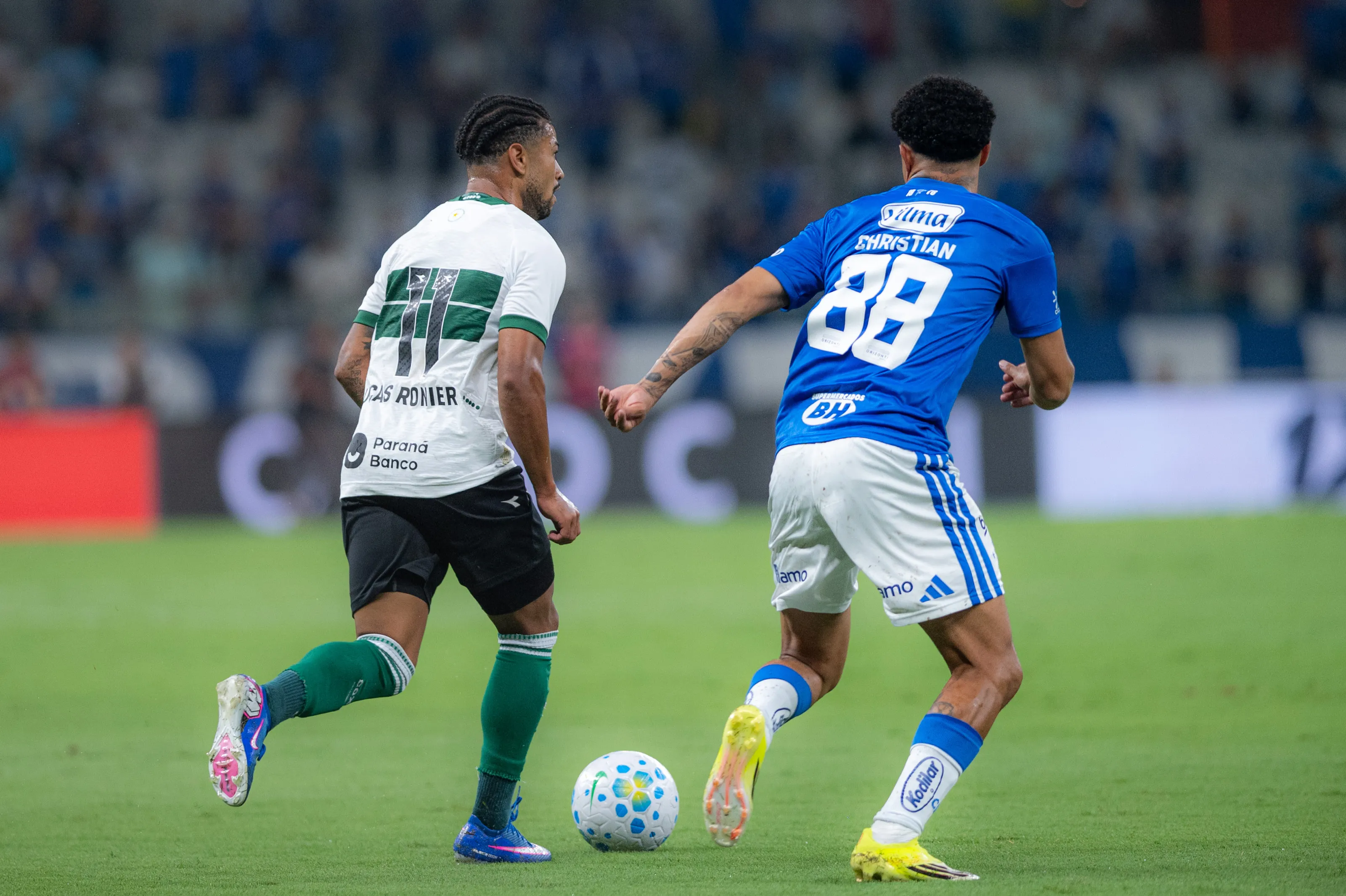MG – BELO HORIZONTE – 05/02/2026 – BRASILEIRO A 2026, CRUZEIRO X CORITIBA – Lucas Ronier jogador do Coritiba durante partida contra o Cruzeiro no estadio Mineirao pelo campeonato Brasileiro A 2026. Foto: Alessandra Torres/AGIF