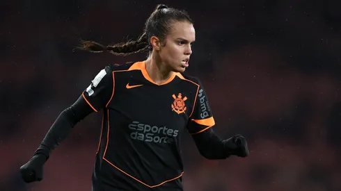 Meia do Corinthians revela estar ansiosa para a final da Supercopa – Foto: Jasper Wax/Getty Images