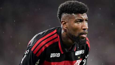 Emerson Royal tem sido criticado pela torcida do Flamengo
