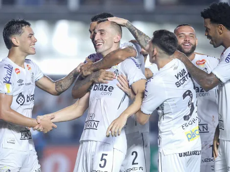 Athletico-PR estuda fazer propos por João Schmidt, do Santos