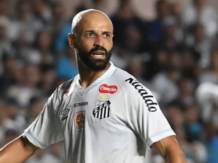 Thaciano deve jogar em Noroeste x Santos pelo Paulistão