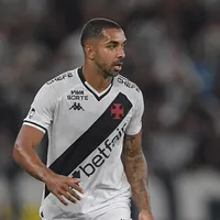 Paulo Henrique atrai clubes estrangeiros e Vasco avalia cenário