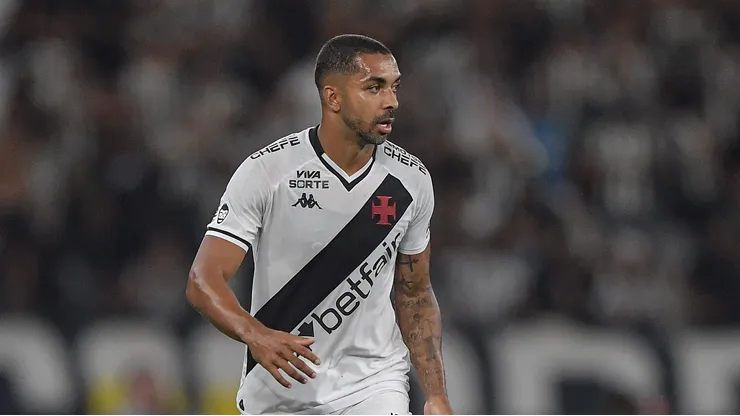 Paulo Henrique desperta interesse do exterior, contrato com o Vasco é válido até 2027.