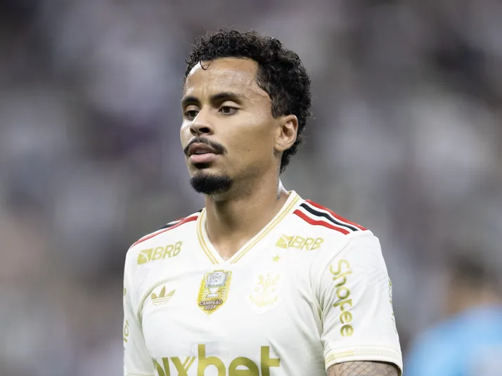 Corinthians chega em acordo com o Flamengo e contrata Allan