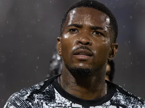 Corinthians aceita saída de Cacá ao Athletico-PR por empréstimo