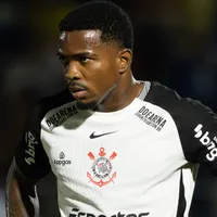 Athletico-PR encaminha volta de Cacá por empréstimo