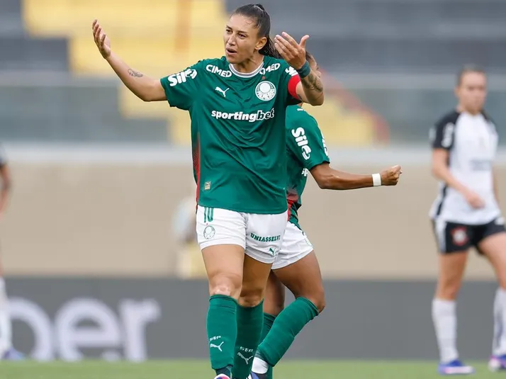 Palmeiras vence o Corinthians nos pênaltis por 5 a 4 na Supercopa Feminina