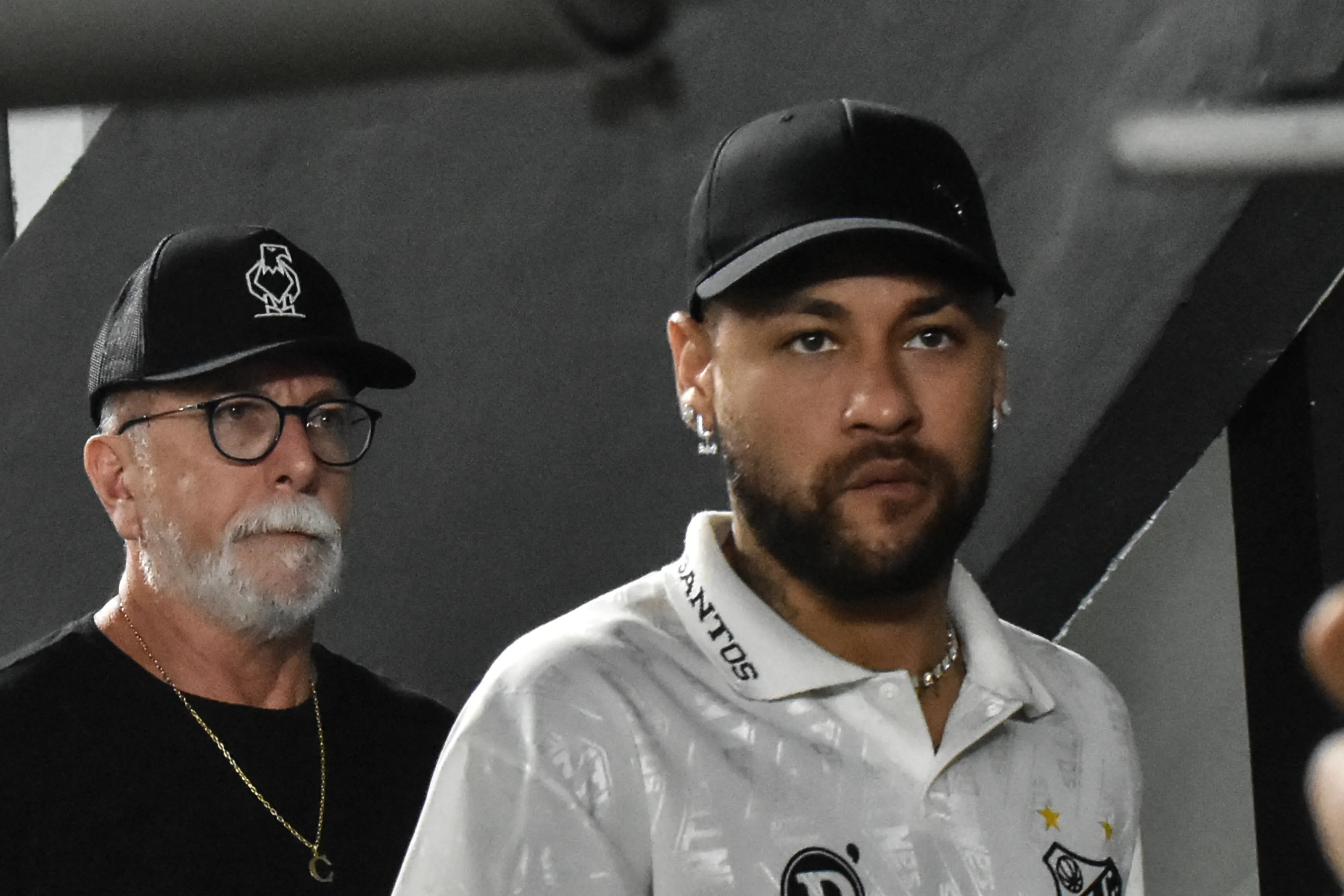 Neymar Jr jogador do Santos durante partida contra o Sao Paulo no estadio Vila Belmiro pelo campeonato Brasileiro A 2026. Foto: Jota Erre/AGIF