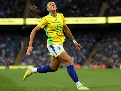 Bia Zaneratto vive noite especial com título pelo Palmeiras