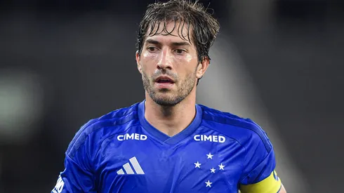 Lucas Silva durante confronto entre Botafo e Cruzeiro no Brasileirão de 2026.
