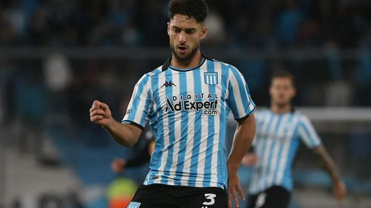 Di Cesare, zagueiro do Racing que está na mira do Botafogo. Foto: Daniel Jayo/Getty Images