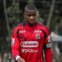 Vasco analisa Halam Loboa, volante do Independiente Medellín