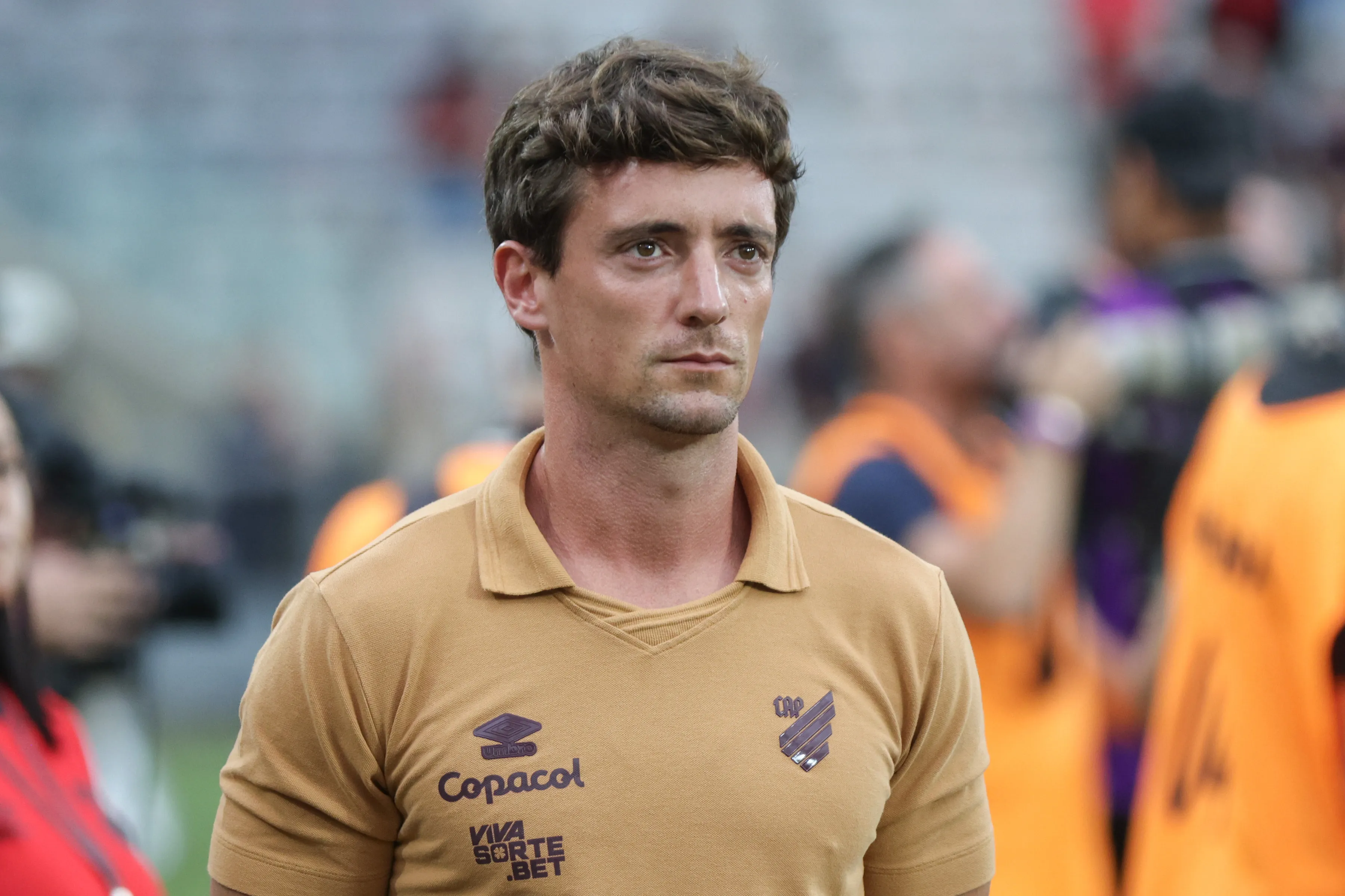 Joao Correia tecnico do Athletico-PR durante partida contra o Galo Maringa no estadio Arena da Baixada pelo campeonato Paranaense 2026. Foto: Robson Mafra/AGIF