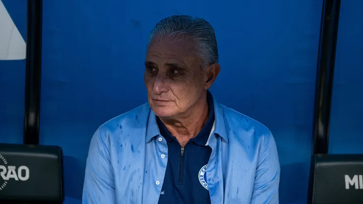 Tite tecnico do Cruzeiro durante partida contra o America-MG no estadio Mineirao pelo campeonato Mineiro 2026. Foto: Alessandra Torres/AGIF