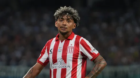 Botafogo insiste por Cristian Medina. 
