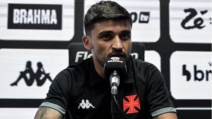 Victor Luís durante sua apresentação no Vasco em 2024.