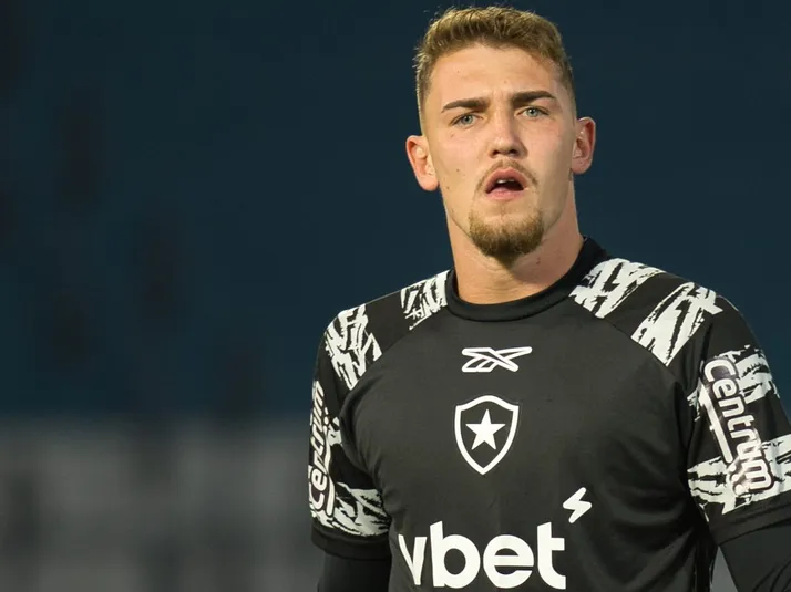 Léo Linck desabafa sobre derrota do Botafogo contra o Vasco