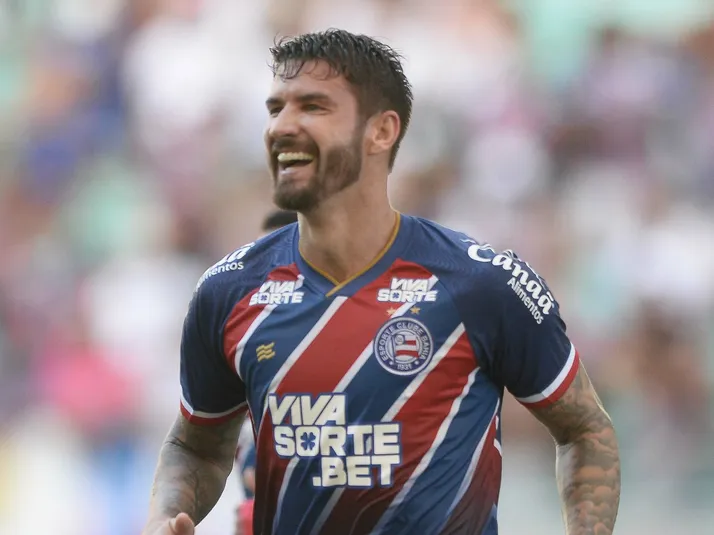 Everaldo explica motivo que fez assinar com o Bahia