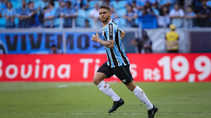 Cuellar jogador do Gremio durante partida contra o Sao Luiz-RS no estadio Arena do Gremio pelo campeonato Gaucho 2025.