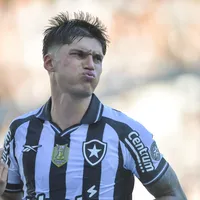 Joaquín Correa treina e se aproxima de retorno no Botafogo