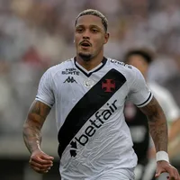 Especulado, David vai permanecer no Vasco em 2026