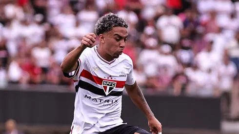 Pedro Ferreira chama atenção no São Paulo. 
