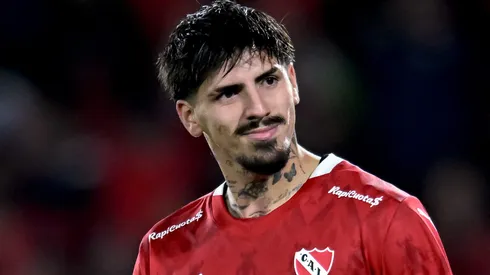 AVELLANEDA, ARGENTINA – MAY 24: Kevin Lomonaco of Independiente celebrates after scoring the team's fourth penalty in the penalty shoot out during a Torneo Apertura Betano 2025 semifinal match between Independiente and Huracan at Estadio Libertadores de America – Ricardo Enrique Bochini on May 24, 2025 in Avellaneda, Argentina.  (Photo by Marcelo Endelli/Getty Images)
