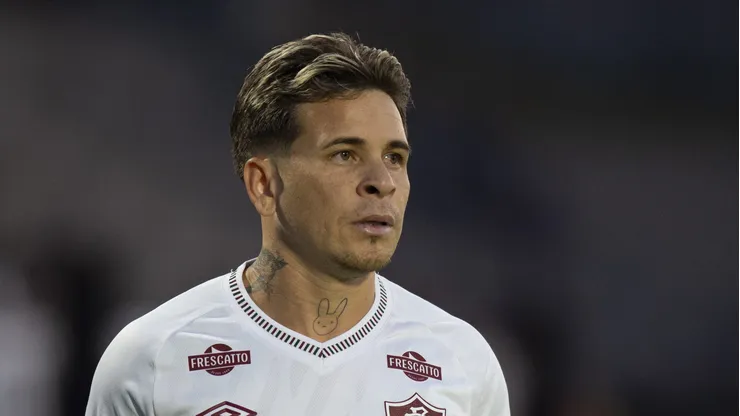 Soteldo busca reconquistar espaço no Fluminense.
