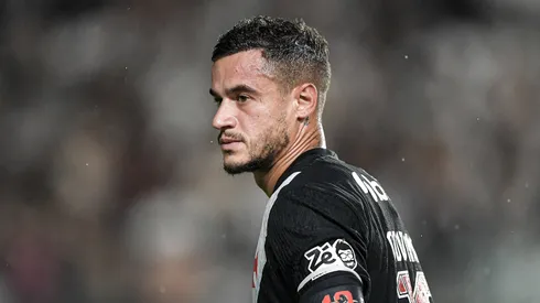 Coutinho jogador do Vasco durante partida contra o Chapecoense no estadio Sao Januario pelo campeonato Brasileiro A 2026. Foto: Thiago Ribeiro/AGIF
