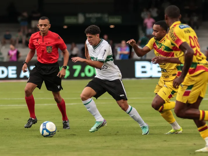 Remo rescinde contrato de Yago Ferreira, que nem estreou