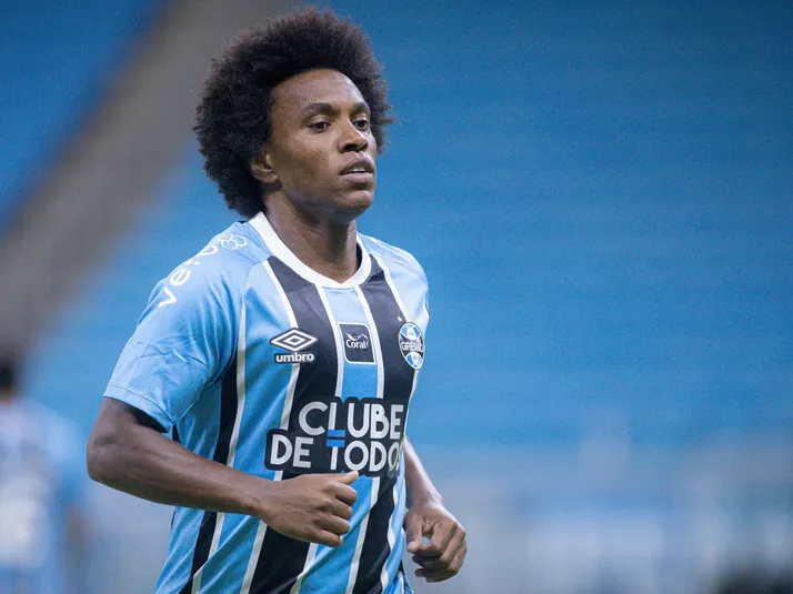 Willian deve renovar contrato com o Grêmio