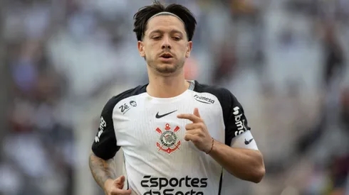 Garro jogador do Corinthians durante partida contra o Botafogo no estadio Arena Corinthians pelo campeonato Brasileiro A 2025. 
