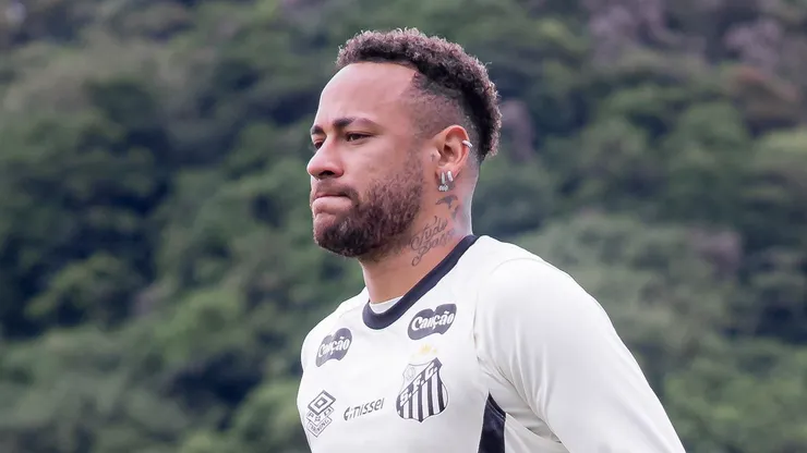 Neymar treinando no CT Rei Pelé. Foto: Raul Baretta/ Santos FC