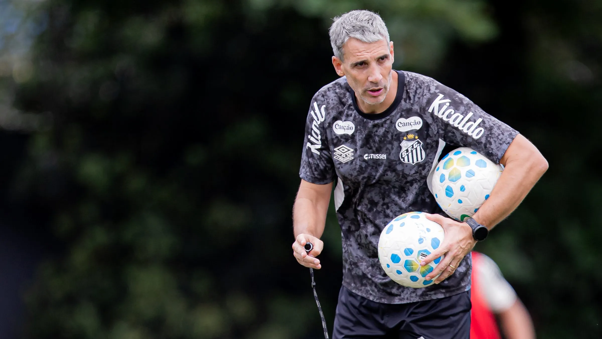 Vojvoda no CT Rei Pelé. Foto: Raul Baretta/ Santos FC