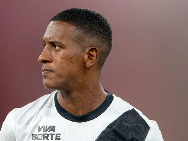 Vasco vai ampliar empréstimo de zagueiro Robert Renan