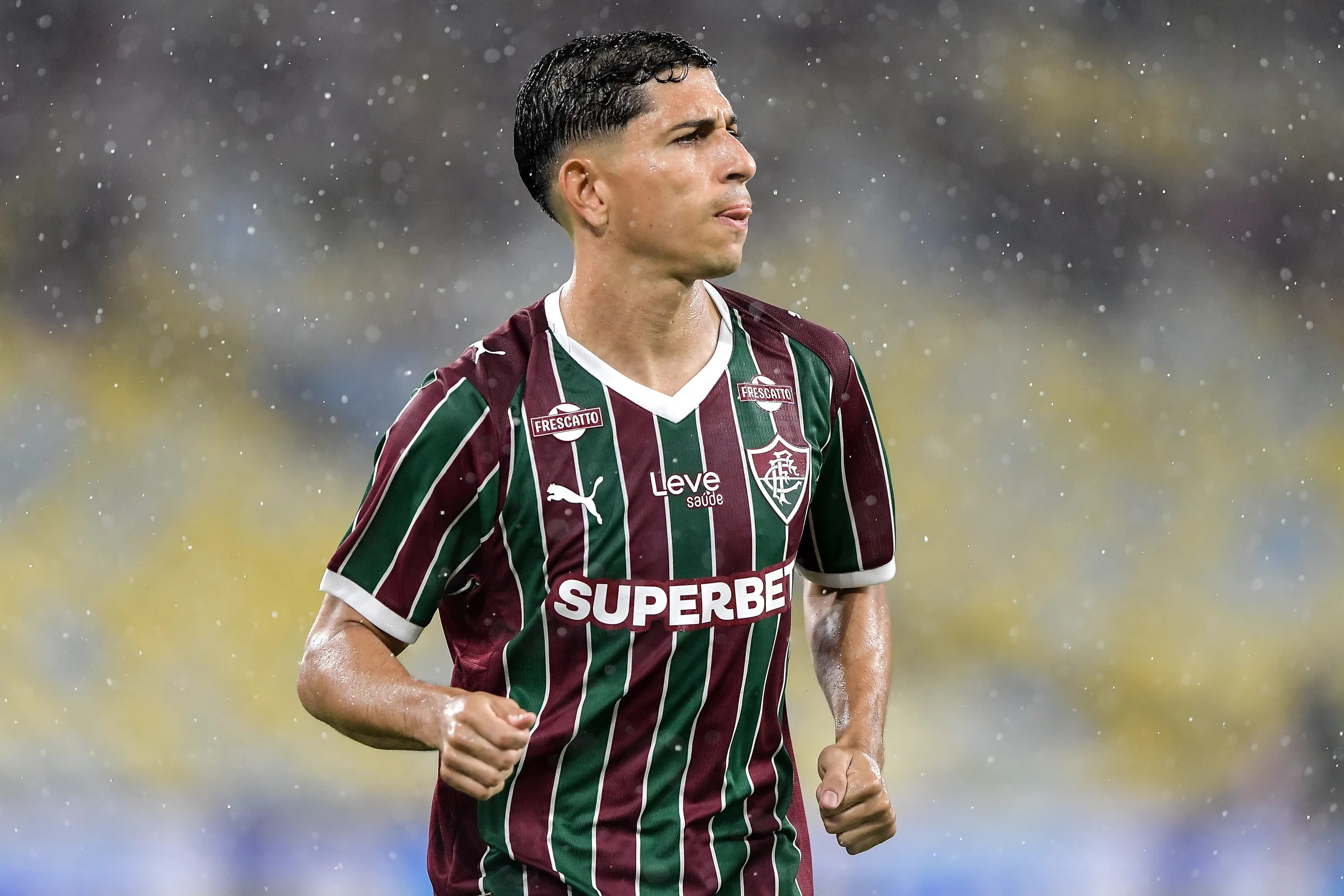 Savarino jogador do Fluminense durante partida contra o Marica no estadio Maracana pelo campeonato Carioca 2026. Foto: Thiago Ribeiro/AGIF