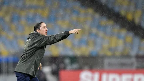 Luis Zubeldia tecnico do Fluminense durante partida contra o Marica no estadio Maracana pelo campeonato Carioca 2026. Foto: Thiago Ribeiro/AGIF
