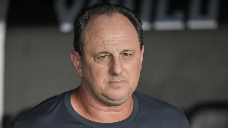 Rogério Ceni técnico do Bahia durante partida contra o Vasco no estádio São Januário pelo campeonato Brasileiro A 2026. Foto: Thiago Ribeiro/AGIF