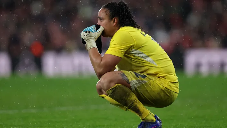 Goleira das Brabas irá desfalcar o clube paulista na 1ª rodada do Brasileirão Feminino - Foto: Jasper Wax/Getty Images