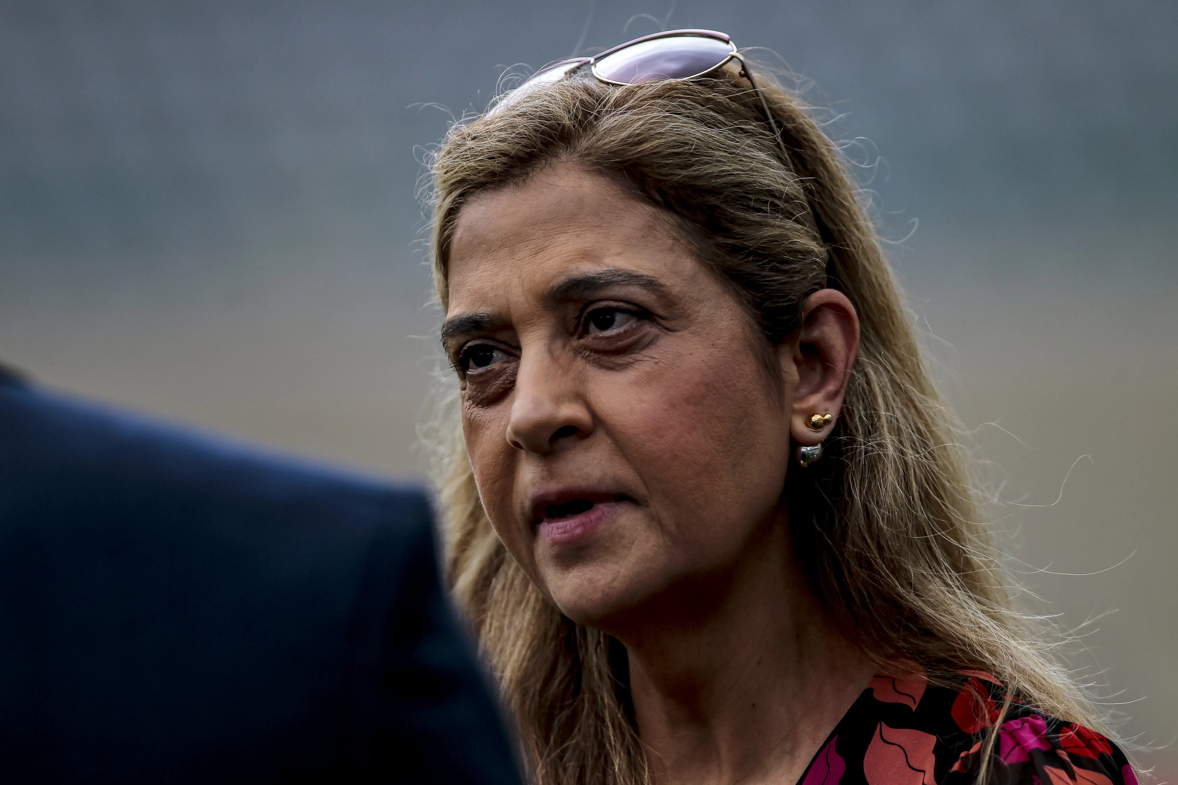 SP – BARUERI – 07/02/2026 – SUPER COPA DO BRASIL FEMININO 2026, PALMEIRAS X CORINTHIANS – Leila Pereira presidente  do Palmeiras durante partida contra o Corinthians no estadio Arena Barueri pelo campeonato Super Copa Do Brasil Feminino 2026. Foto: Marco Miatelo/AGIF