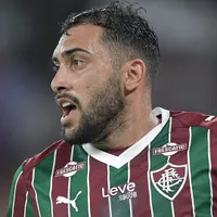 Freytes é flagrado discutindo com torcedor do Fluminense